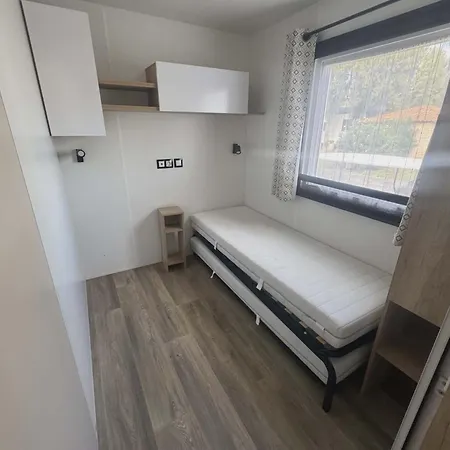 Mobile 8 Personnes * Vias